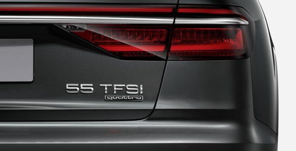 Audi A8 55 TFSI Heck mit neuer Nomenklatur